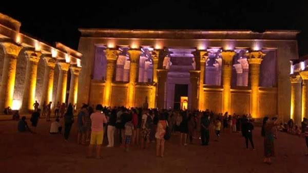 Excursion d'une journée à Louxor avec visite de la rive est et du spectacle son et lumière